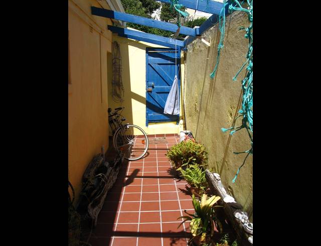 1 bed property to rent in MOUNT PLEASANT